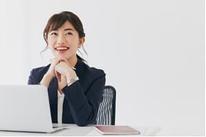 Professionista-freelance-lavora-serena-felice | Metodo Team for Business